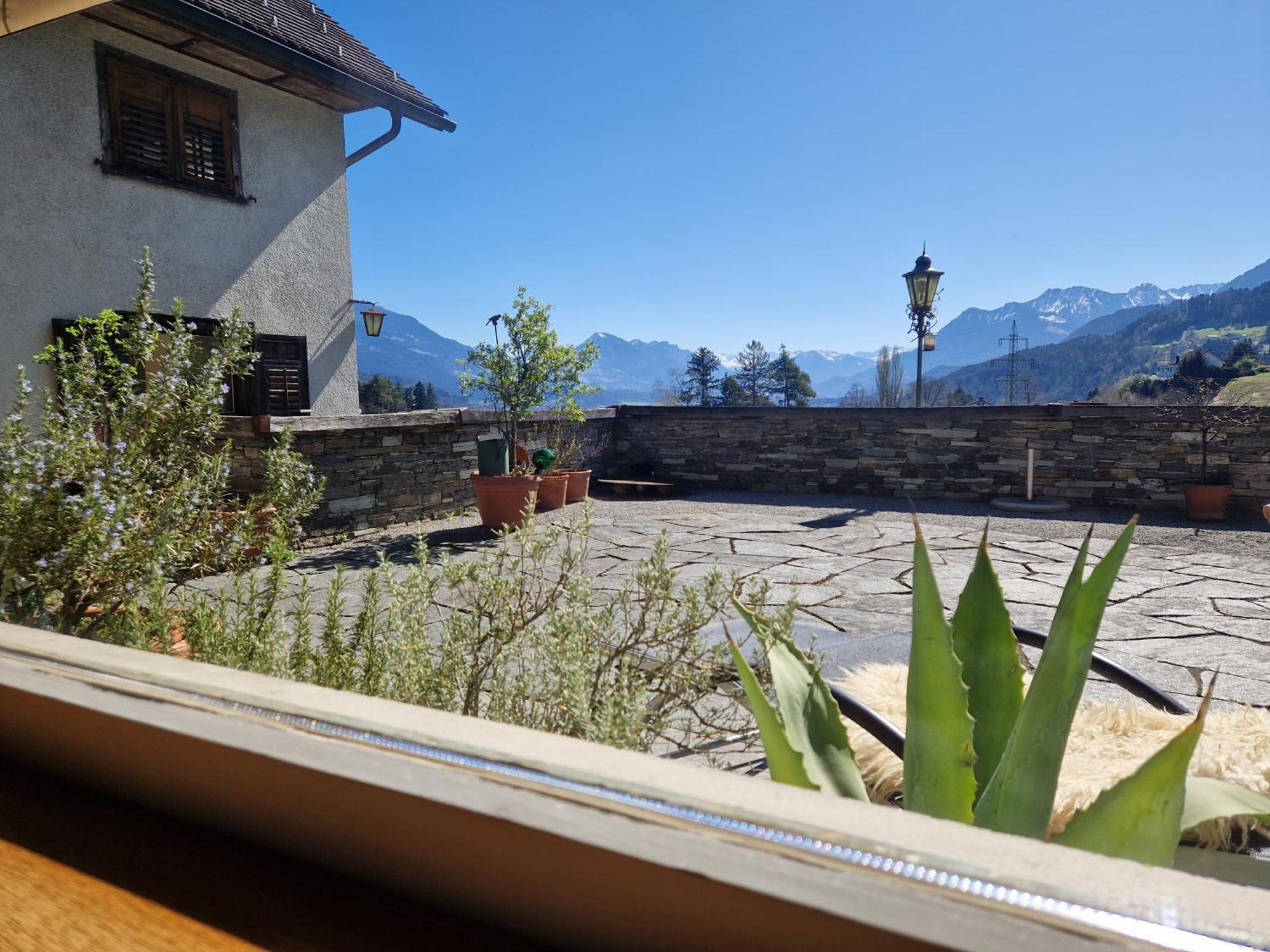 Landhaus Maria Gruen B&B Фельдкирьх Экстерьер фото